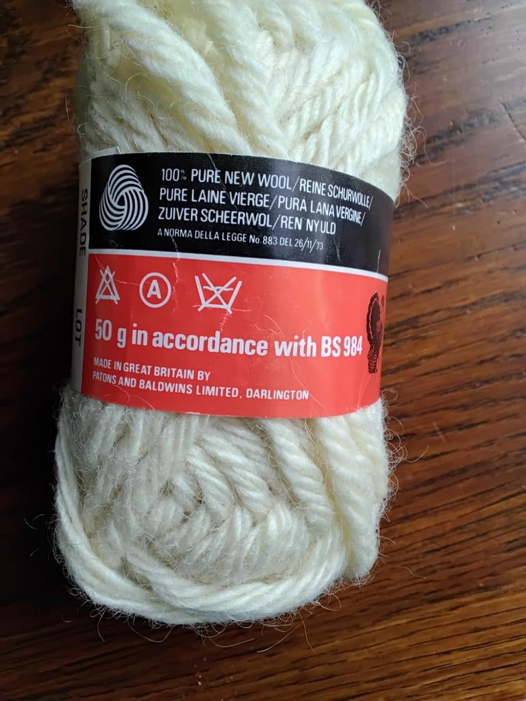 12 knotten Turkey rug wol ecru, Ophalen, Breien of Haken, Wol of Garen