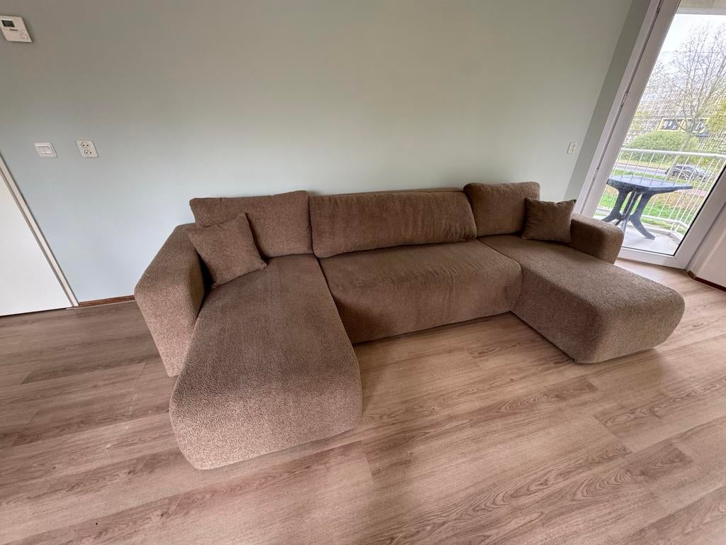 U-bank uitklapbaar naar slaapbank, Ophalen, Zo goed als nieuw, Vierpersoons of meer, Stof