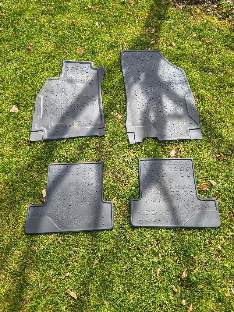 Mattenset rubber Renault Megane 3, Ophalen of Verzenden, Zo goed als nieuw