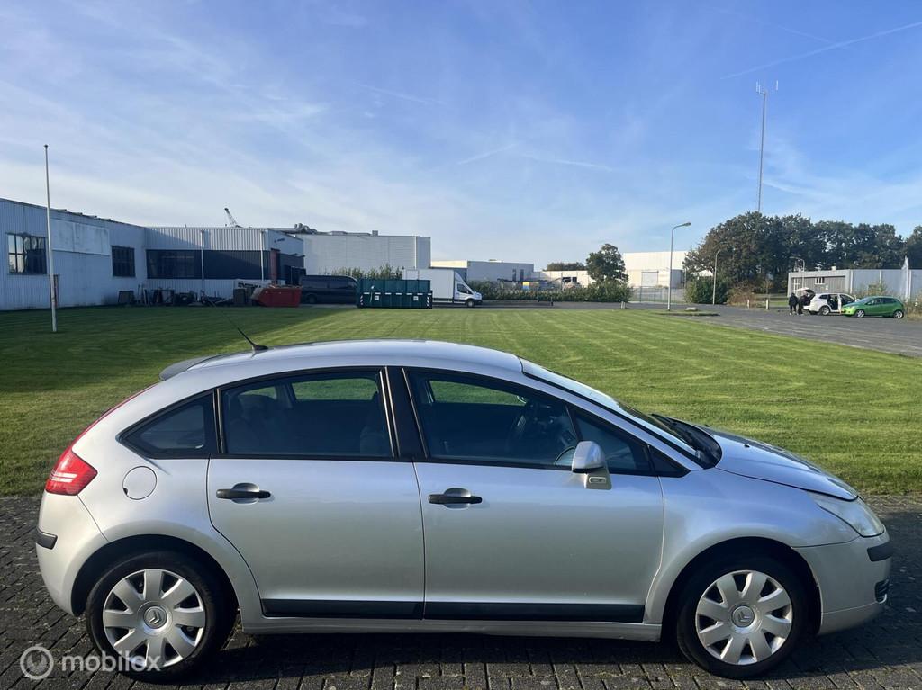 Citroen C4 1.6-16V Ligne Prestige / APK / NAP / Airco / Crui, Auto's, Voorwielaandrijving, Stof, Gebruikt, 4 cilinders