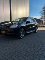 Nette en goed onderhouden mercedes ml 500, Auto's, Automaat, Zwart, Stationwagon, Vierwielaandrijving