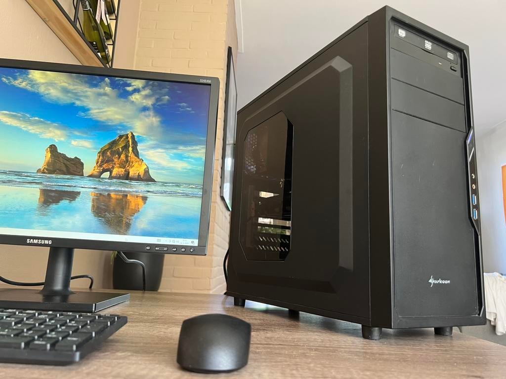 Gaming PC plus gratis monitor, complete setup, Ophalen of Verzenden, Zo goed als nieuw
