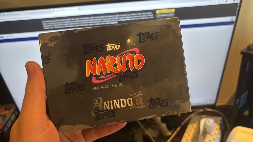 Topps Naruto nindo boosterbox, Ophalen of Verzenden, Zo goed als nieuw, Boosterbox