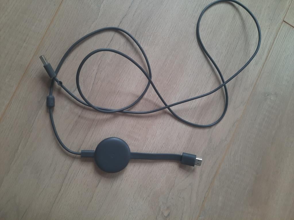 Chromecast 3 - Stream eenvoudig naar je tv, Ophalen of Verzenden, Zo goed als nieuw, HDMI, Zonder harde schijf