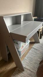 Leuk en stoer bureau in grijze kleur, Huis en Inrichting, Bureaus, Ophalen, Gebruikt, Bureau