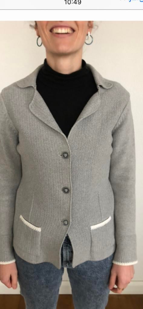 Lichtgrijs vestjasje l’Argentina, Ophalen of Verzenden, Zo goed als nieuw, Maat 42/44 (L), Grijs