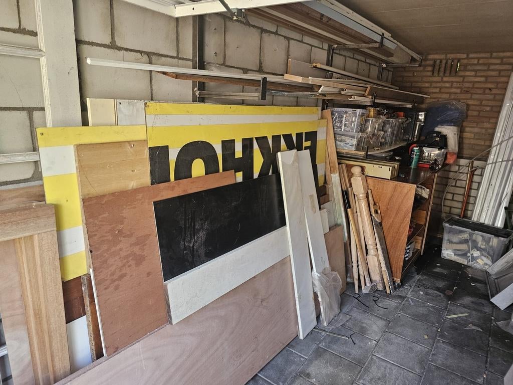 Pakhuis opruiming, Ophalen