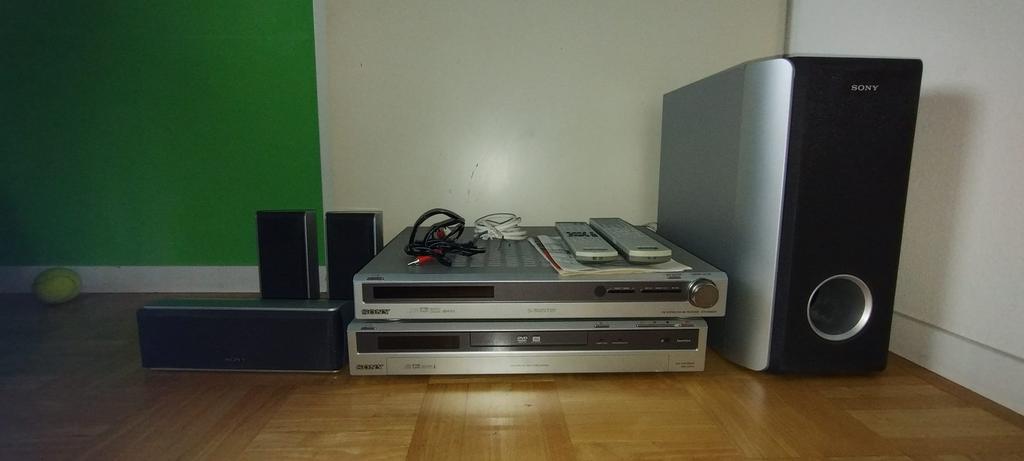 Sony HTD-710SS 5.1 Home Theatre System, 70 watt of meer, Ophalen of Verzenden, Zo goed als nieuw, 5.1-systeem