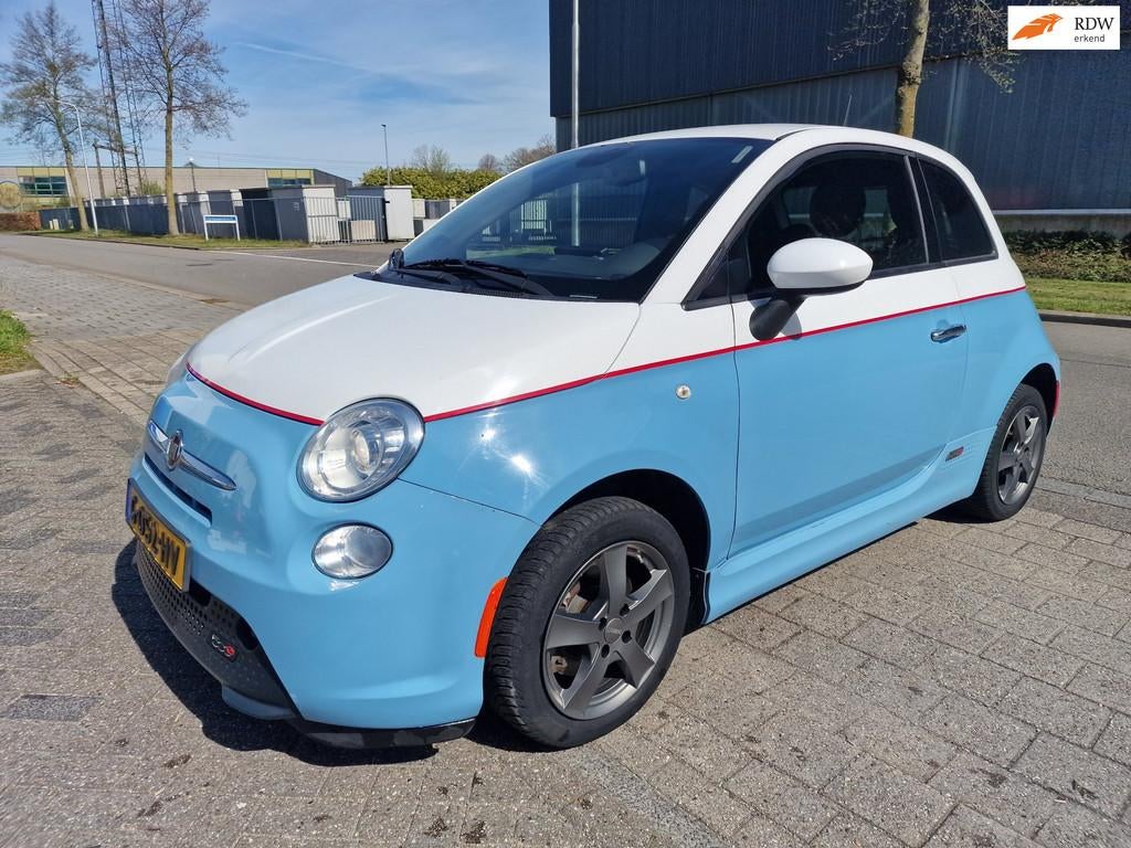 Fiat 500 E 24kwh, Apk, Nap, Zeer goed rijdend Inruil mogelij, Gebruikt, Zwart, 1285 kg, Te koop