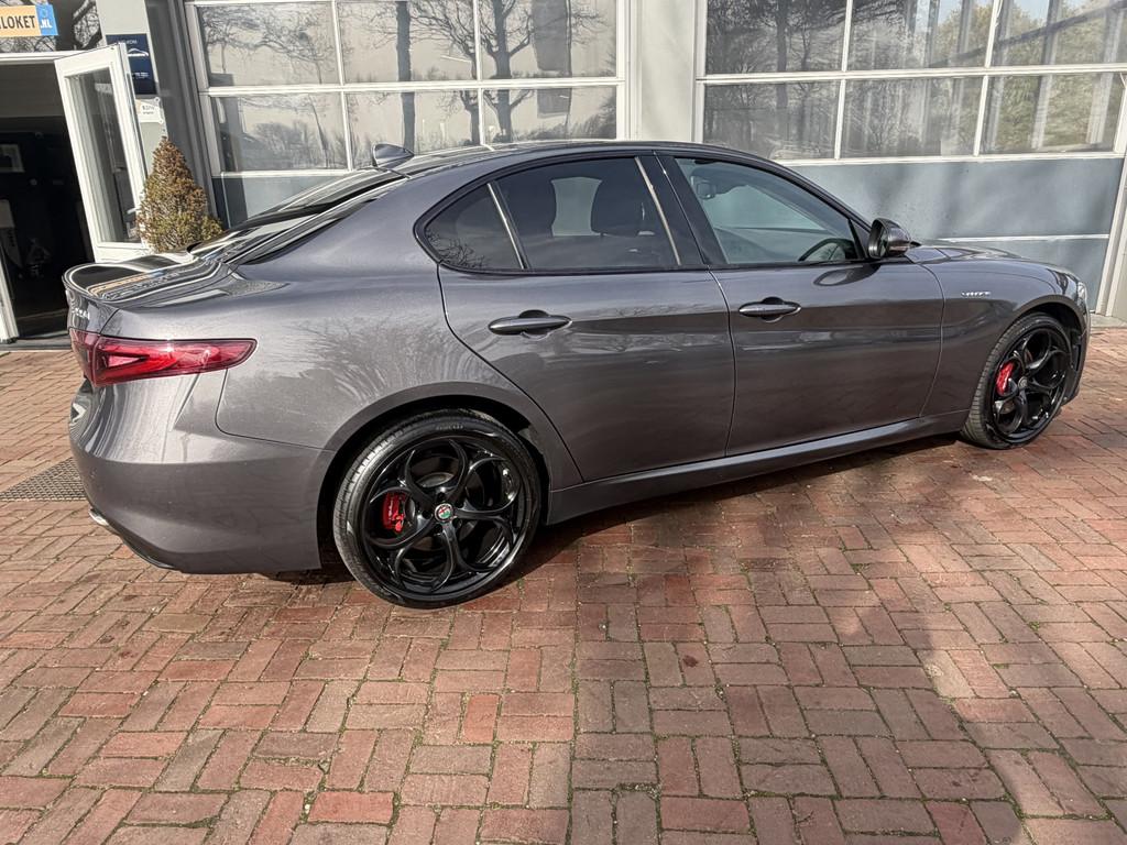 Alfa Romeo Giulia 2.0 T AWD Veloce 280pk Adaptive Camera Led, Auto's, Alfa Romeo, 745 kg, 4 cilinders, 1505 kg, Leder
