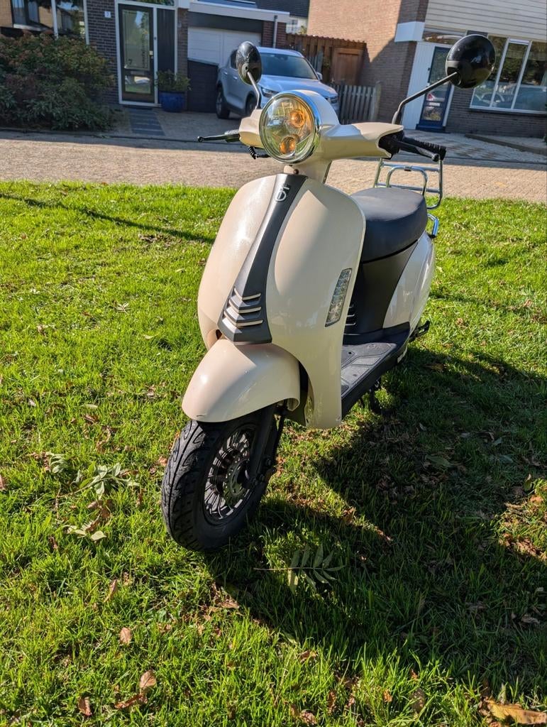 TEGEN ELK AANNEMELIJK BOD, Ophalen, Gebruikt, Benzine, Overige merken