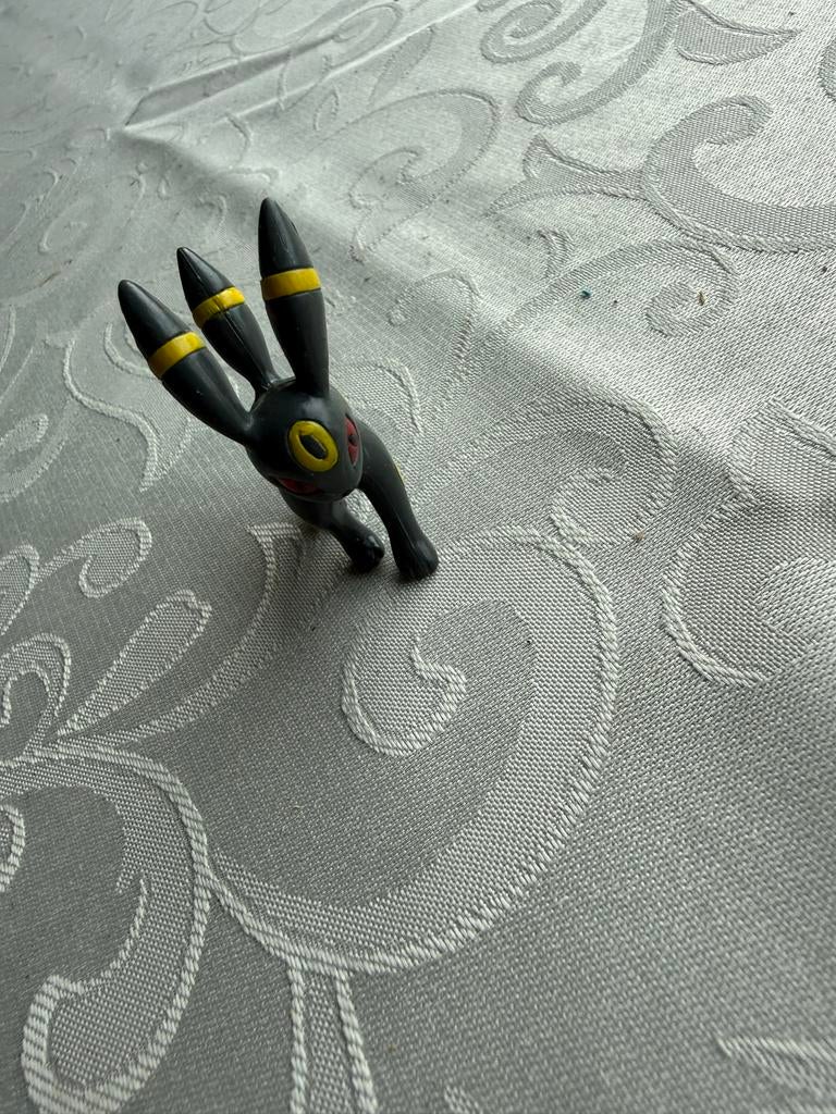Pokémon Umbreon figuur - Zeldzaam verzamelobject, Verzamelen, Poppetjes en Figuurtjes, Ophalen of Verzenden, Zo goed als nieuw