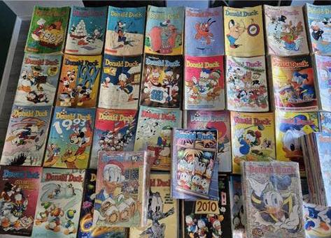 600 donald ducks (perfect voor het verkopen op koningsmarkt, Boeken, Meerdere stripboeken, Ophalen of Verzenden, Zo goed als nieuw