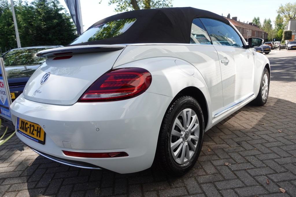 Volkswagen BEETLE 1.2 TSI  Sound, Auto's, Gebruikt, 4 cilinders, 4 stoelen, Wit