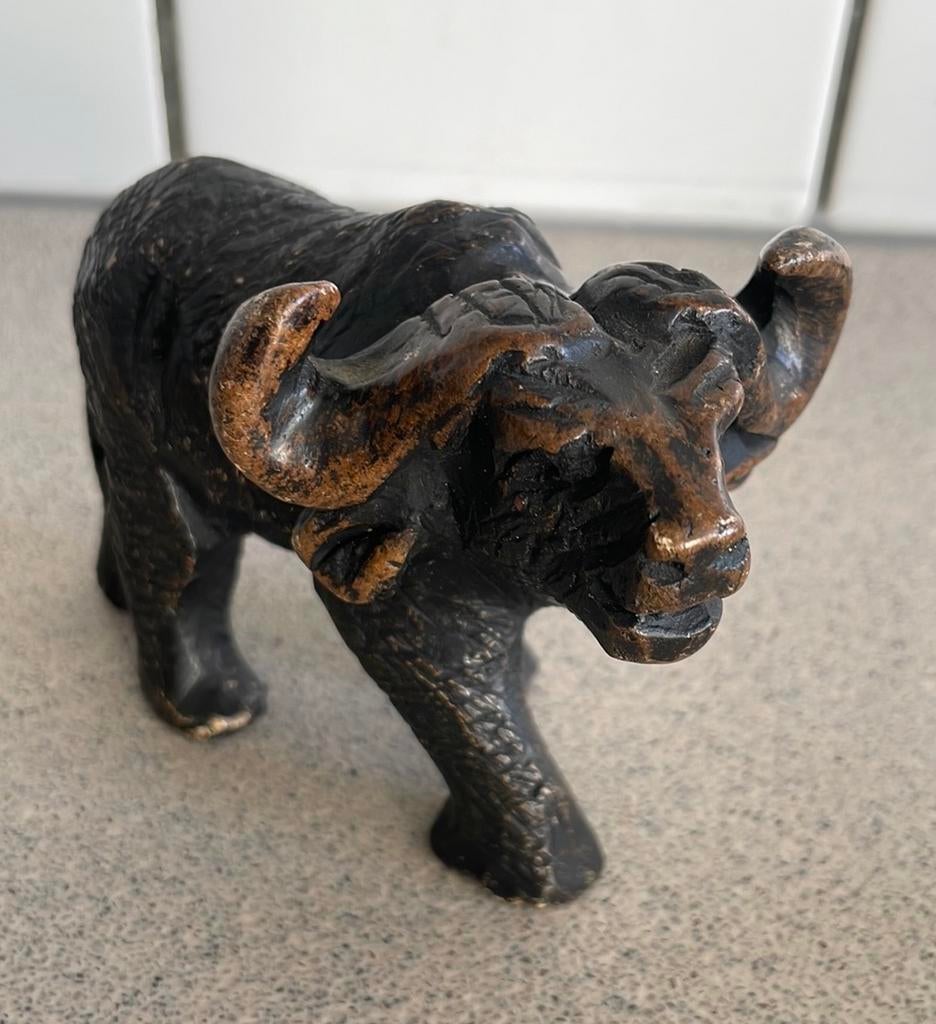 Afrikaanse buffel speksteen steen Kenia, Verzamelen, Beelden en Beeldjes, Ophalen of Verzenden, Zo goed als nieuw, Dier