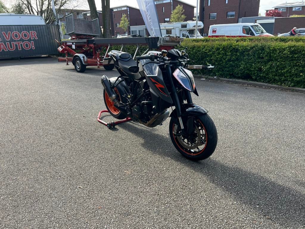MOET WEG PRIJSVERLAGING KTM Superduke 1290r NIEUW blok! 0km!, Motoren, Motoren | KTM, Particulier, Naked bike
