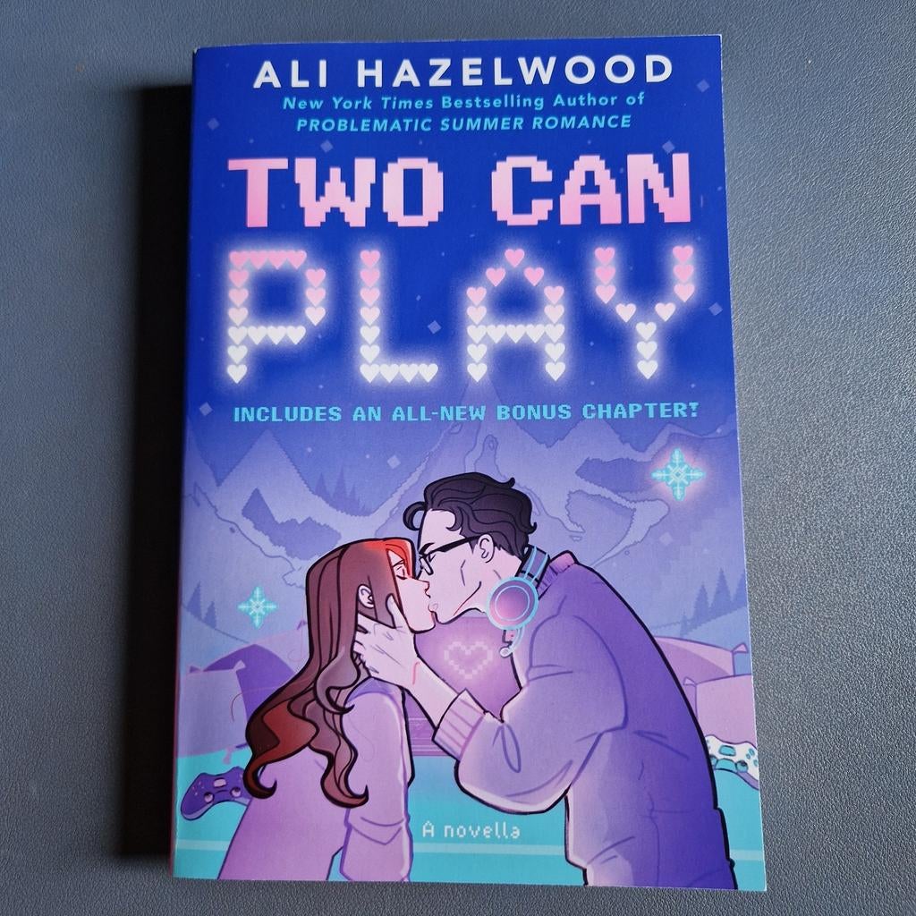 Two Can Play - Ali Hazelwood (Engels), Ophalen of Verzenden, Zo goed als nieuw, Ali Hazelwood, Amerika