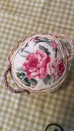 Speldenkussen vintage, Ophalen of Verzenden, Zo goed als nieuw, Knoop of Knopen