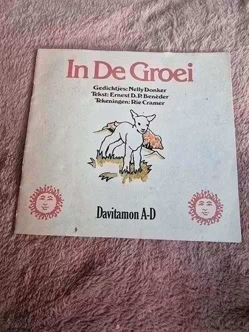 In De Groei - Gedichtjes van Nelly Donker, Boeken, Kinderboeken | Jeugd | onder 10 jaar, Gelezen, Fictie algemeen, Ophalen of Verzenden