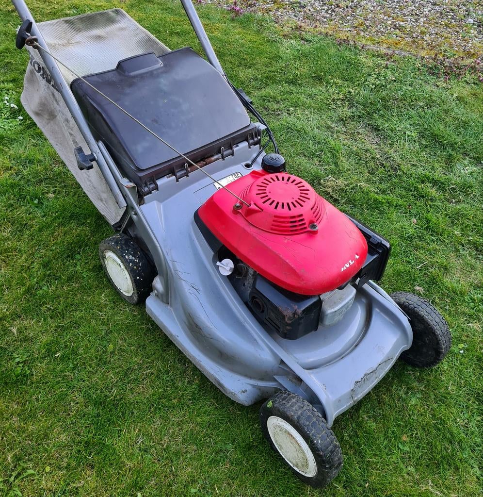 Grasmaaier honda Met wielaandrijving en meskoppeling, Tuin en Terras, Ophalen, Zo goed als nieuw, 50 cm of meer