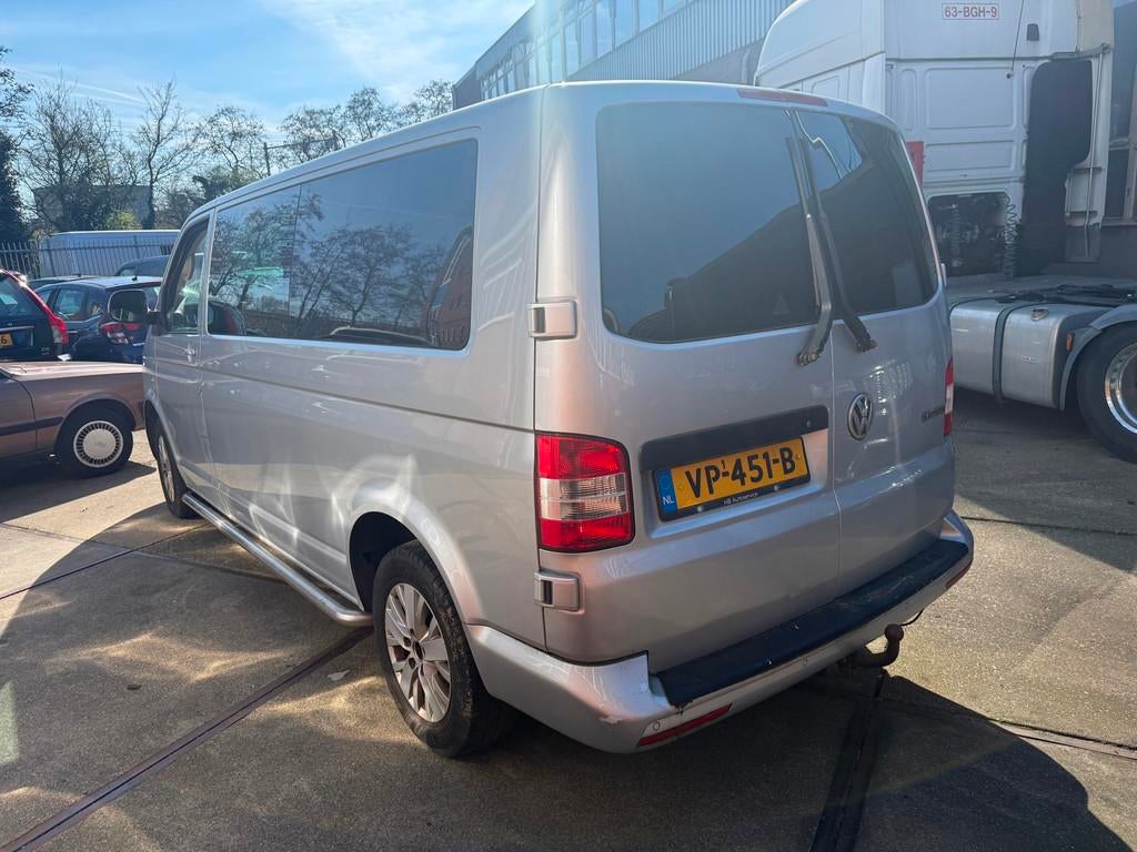 Volkswagen Transporter 2.0 TDI L2H1 DC AUTOMAAT DEFECT, Euro 5, Gebruikt, 4 cilinders, 1905 kg