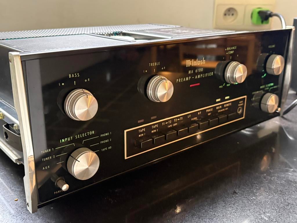 McIntosh MA6100 volledige versterker — originele doos, Ophalen, Zo goed als nieuw, Overige merken