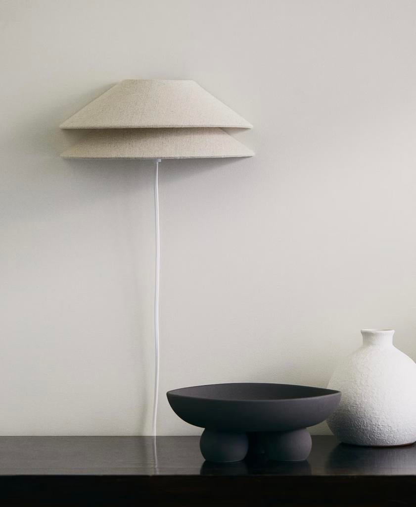 Wandlampje linnen kap - H&M Home, Huis en Inrichting, Lampen | Tafellampen, Ophalen of Verzenden, Zo goed als nieuw, Kunststof