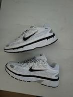 Nike P-6000 wit zwart maat 36, Wit, Ophalen of Verzenden, Sneakers of Gympen, Zo goed als nieuw