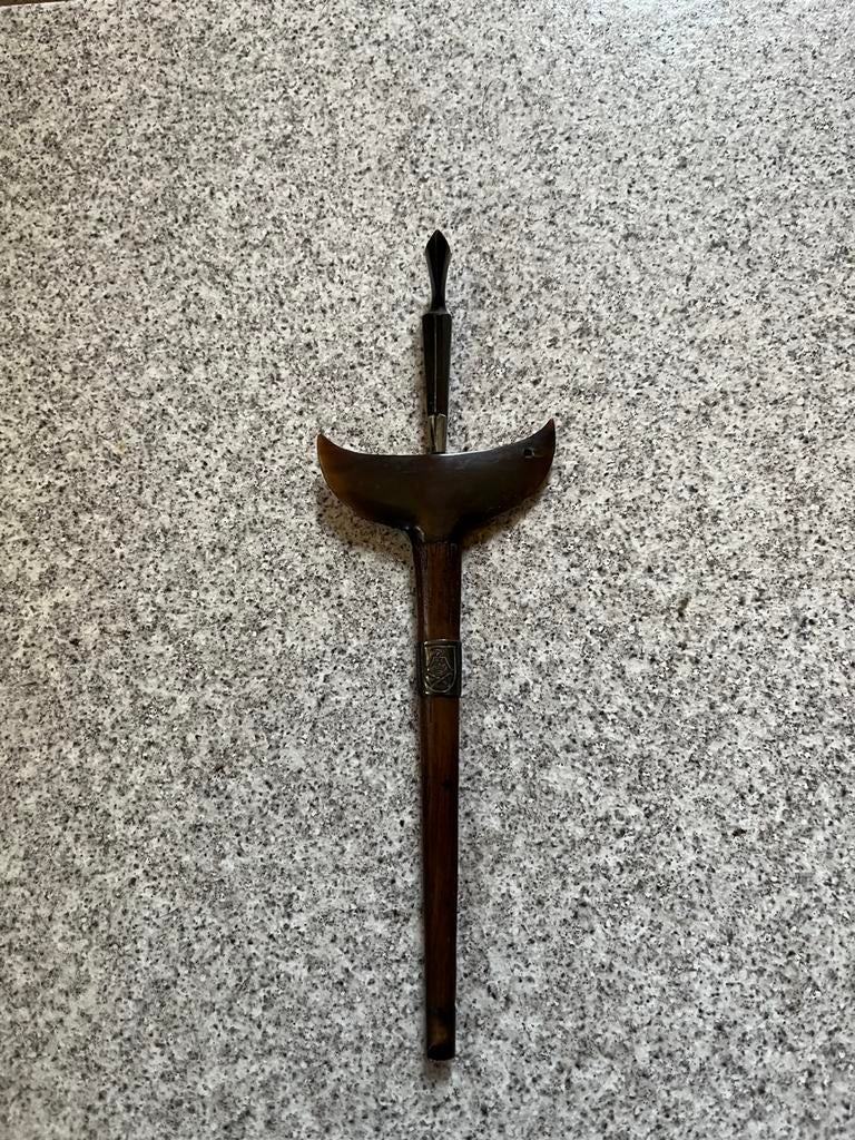 Kleine oude Kris met houten handvat, Indonesië., Verzenden