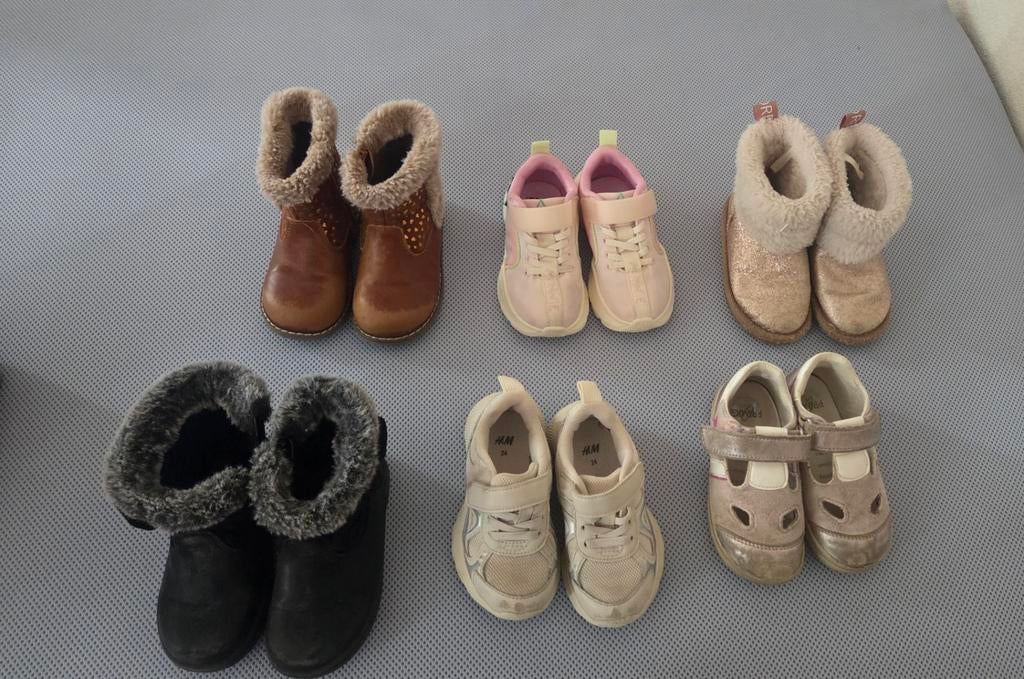 Partij kinderschoenen maat 24, Ophalen, Zo goed als nieuw, Meisje