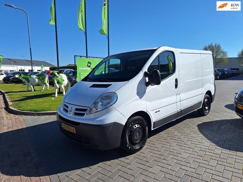 Nissan Primastar 90.27 2.0 dCi 310L / Nette bus / APK maart, Auto's, 4 cilinders, 1650 kg, Origineel Nederlands, Bedrijf
