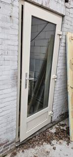 Gebruikte kunststof buitendeur met kozijn - dubbel glas, Gebruikt, Ophalen of Verzenden, Buitendeur, Glas
