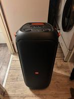 JBL Partybox 710, Ophalen, Zo goed als nieuw, 120 watt of meer, Subwoofer