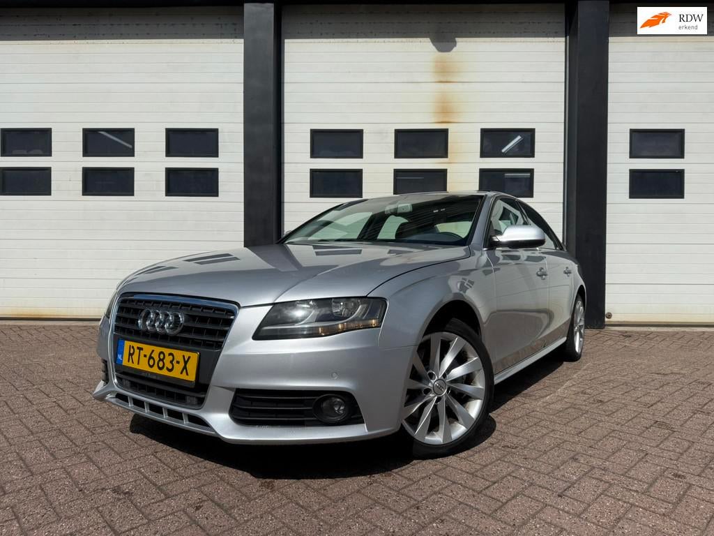 Audi A4 Limousine 1.8 TFSI Automaat stoelverwarming schuifda, Auto's, Audi, Euro 5, Gebruikt, 4 cilinders, A4