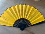 Zijden waaier met Chinese tekens, Antiek en Kunst, Ophalen of Verzenden