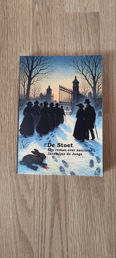 Jacomijne de Jonge - de Stoet, een roman over narcisme, Ophalen of Verzenden, Zo goed als nieuw, Nederland, Jacomijne de Jonge