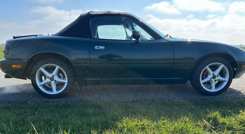 Mazda MX-5 1.6 Miata NA ('92, 160k miles) i.z.g.st.APK okt27, Auto's, Mazda, Achterwielaandrijving, 4 cilinders, Cabriolet, Bruin