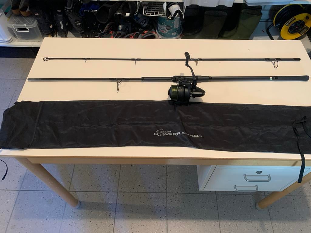 Nash Dwarf 9ft 4.5lb hengel met BP-6 molen en tas, Watersport en Boten, Hengelsport | Karpervissen, Ophalen, Zo goed als nieuw