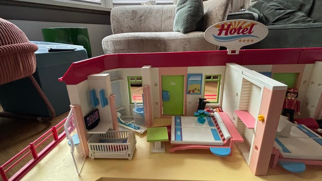 Playmobil hotel met extra poppetjes, Ophalen, Gebruikt, Jongen of Meisje