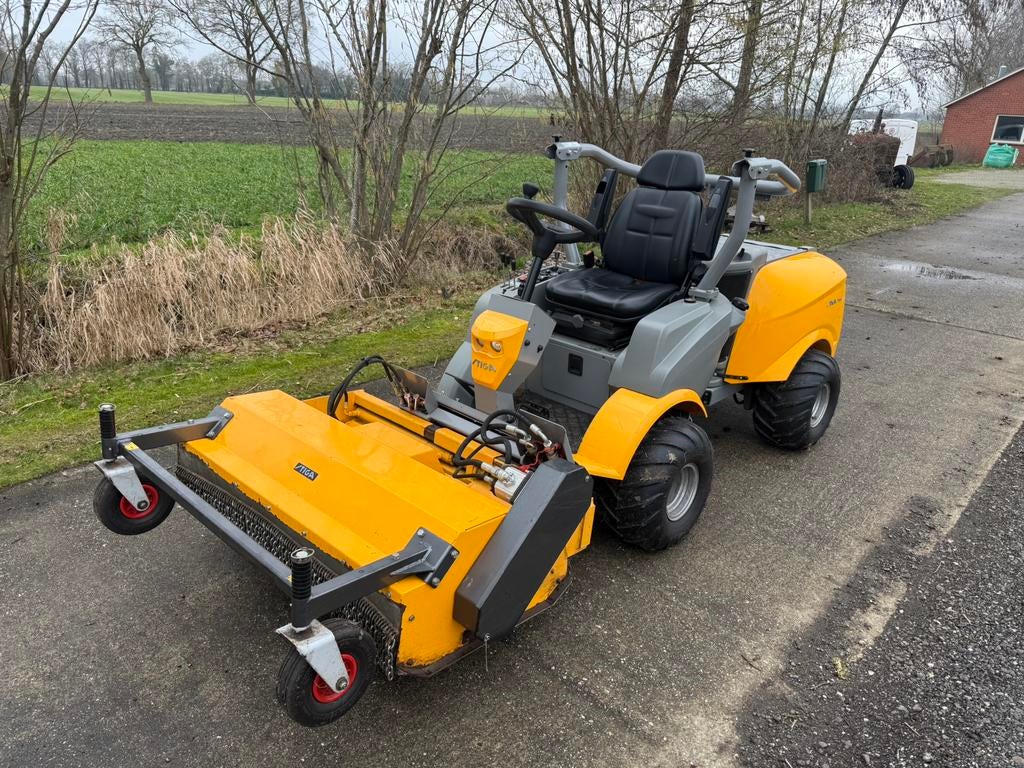 Stiga titan grasmaaier / gazonmaaier / zitmaaier, Ophalen of Verzenden, Zo goed als nieuw, 50 cm of meer