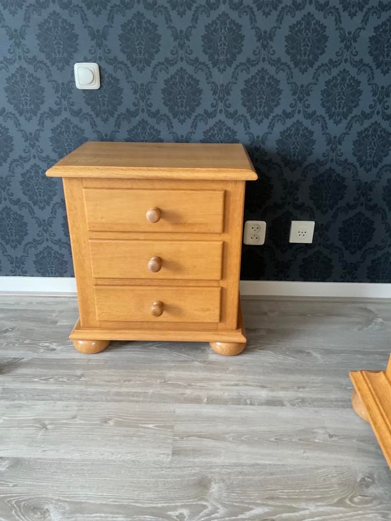 Nachtkastje blank eiken, handgemaakt, Ophalen, Gebruikt, Minder dan 45 cm, 55 tot 70 cm