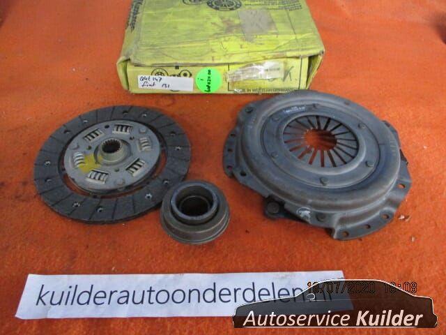 Koppelingset Fiat 131  1,3  1,4 Mirafiori  LUK, -, -, Nieuw, Ophalen of Verzenden