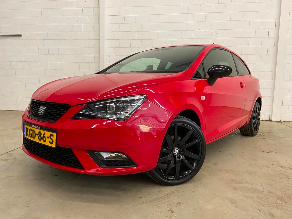 Seat Ibiza SC 1.2 TSI 105PK LED Bluetooth NAVI XENON, Auto's, Voorwielaandrijving, Euro 5, Gebruikt, Zwart