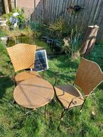 Gezellige tuinset: 2 stoelen en ronde tafel, Tuin en Terras, Ophalen, Gebruikt, Overige materialen, 2 zitplaatsen