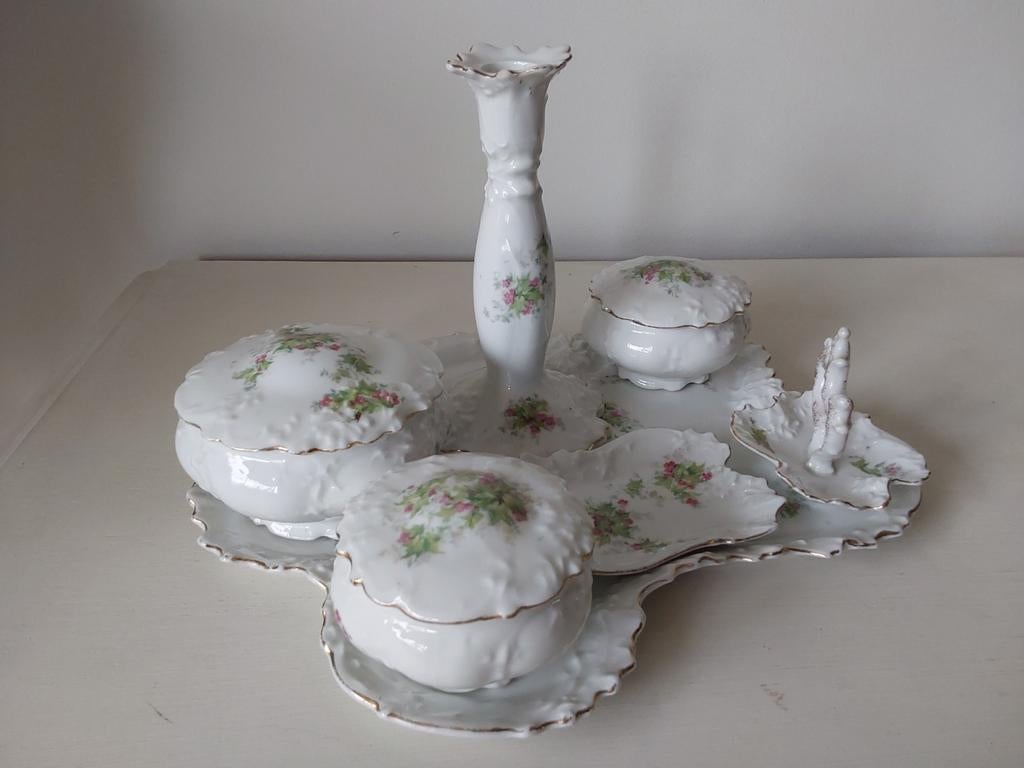 Victoriaans boudoirsetje, Ophalen