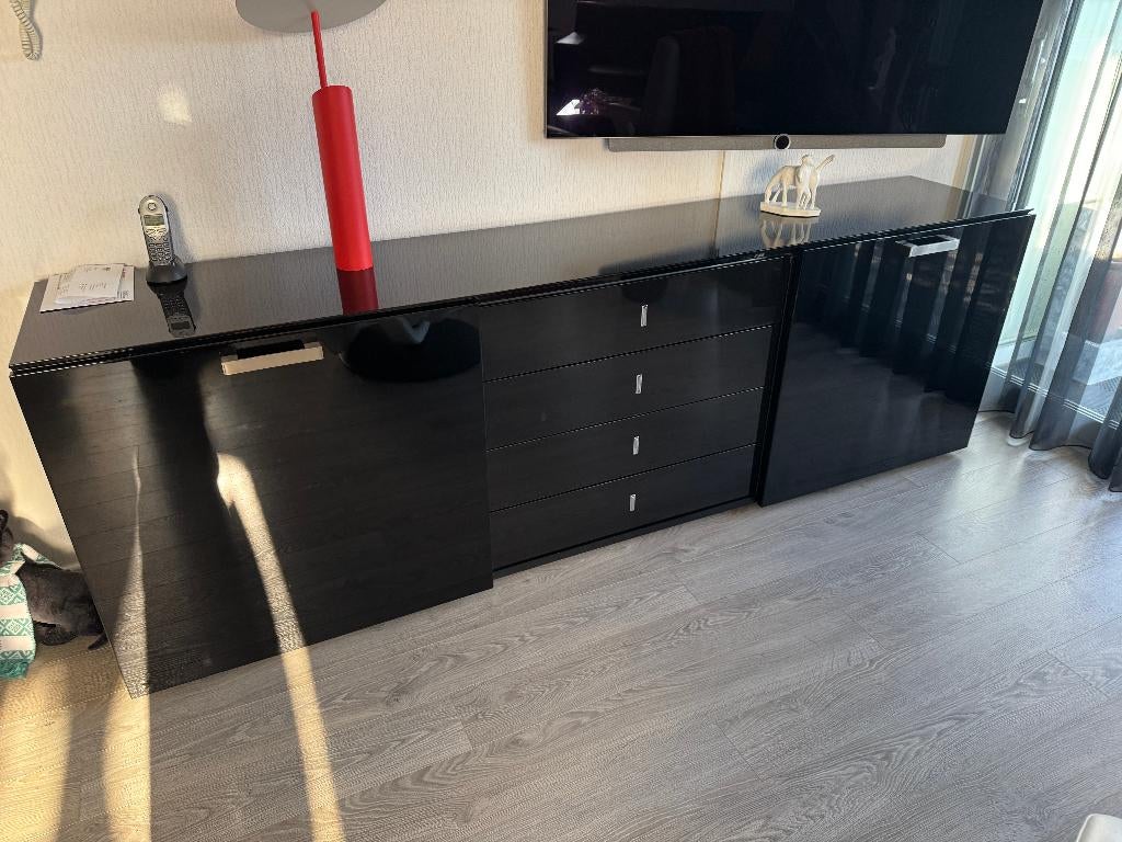 te koop Dressoir, Ophalen, Met deur(en), Zo goed als nieuw, Modern