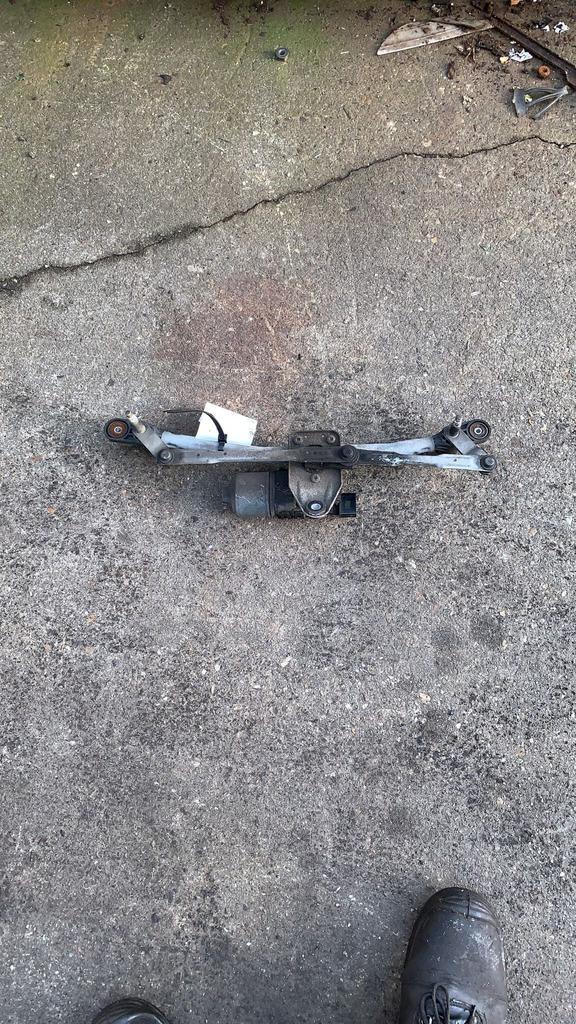 Ruitenwissermotor Fiat doblo bouwjaar 2011., Gebruikt, -, -, Ophalen of Verzenden