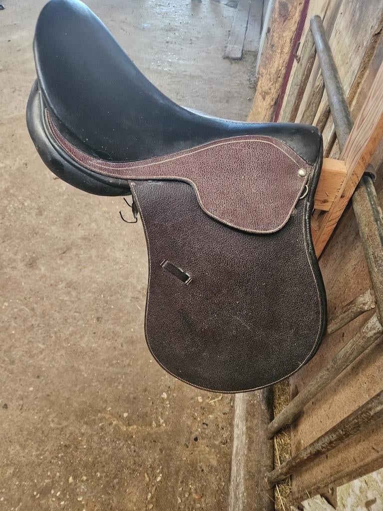 Bruin/Zwart paardenzadel, Dieren en Toebehoren, Ophalen of Verzenden, Gebruikt, Recreatie