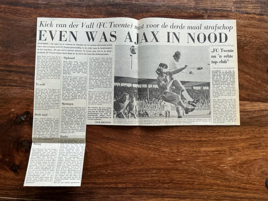 Voetbal krantenartikel FC Twente Ajax februari 1974, Ophalen of Verzenden, Knipsel(s)