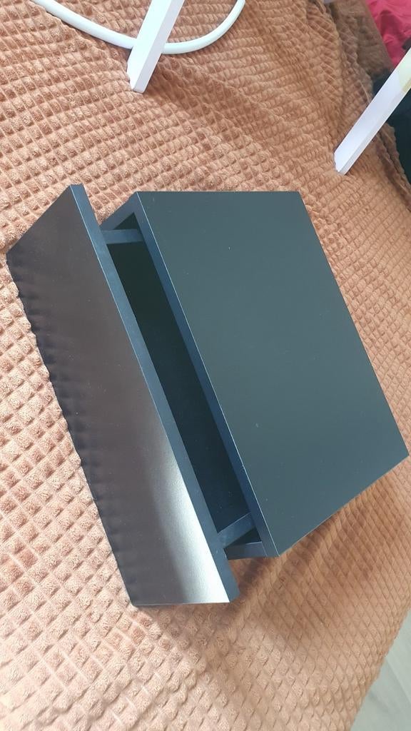 Zwevende nachtkastjes, Spelcomputers en Games, Spelcomputers | Sony PlayStation 4, Ophalen, Nieuw